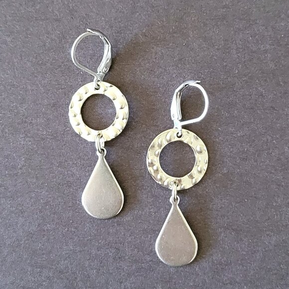 TEARDROP Hammered Circle Coin Stainless Steel Lever Back Earrings Minimalist - Picture 3 of 4